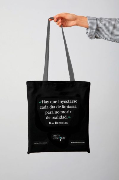 Tote negra sopa de letras